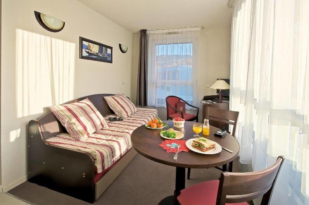 Appart Hotel Annecy Seynod المظهر الخارجي الصورة